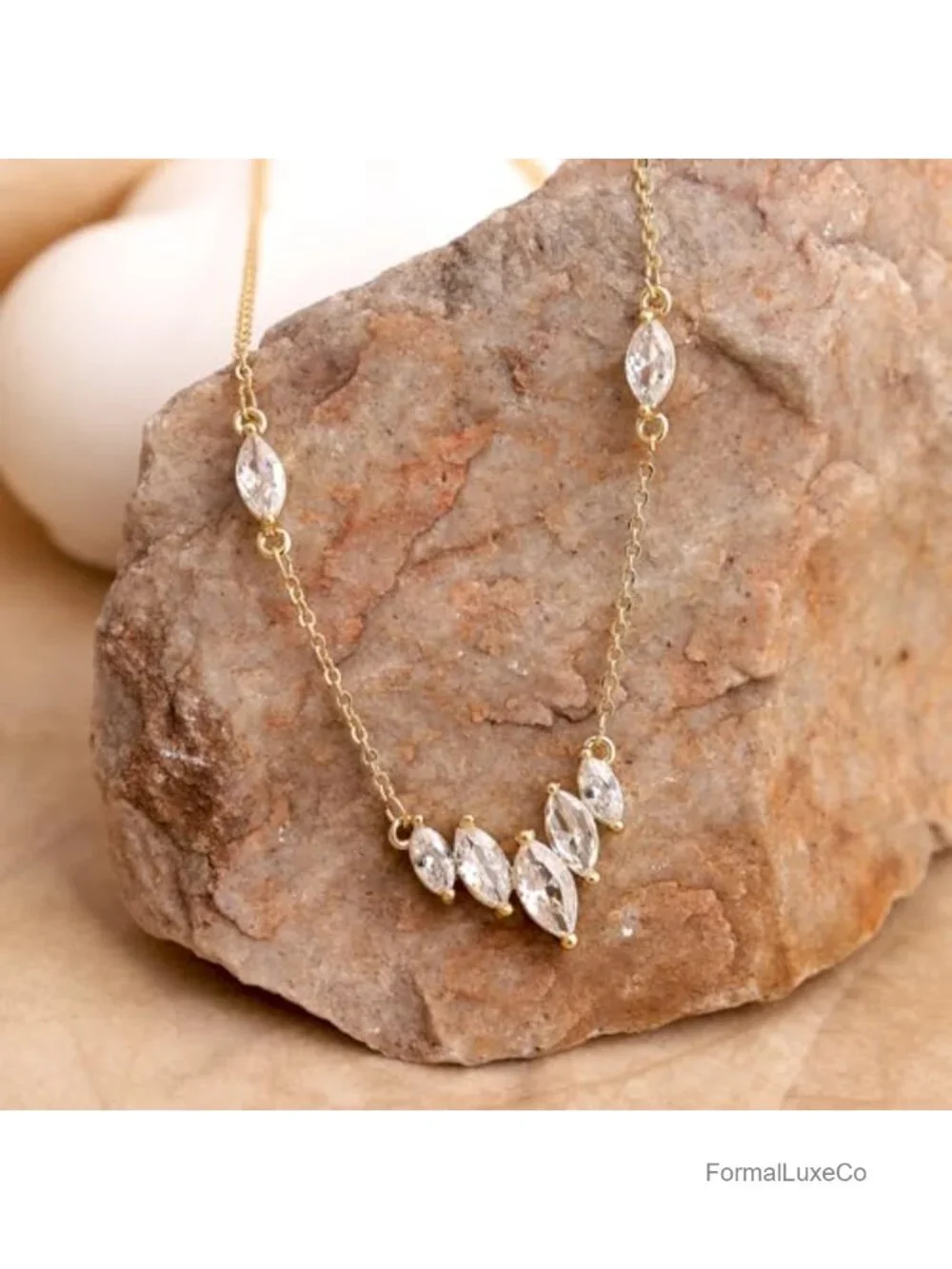 Sparkly Rhinestone Pendant Necklace - Dainty Cubic Zirconia Choker, Adjustable